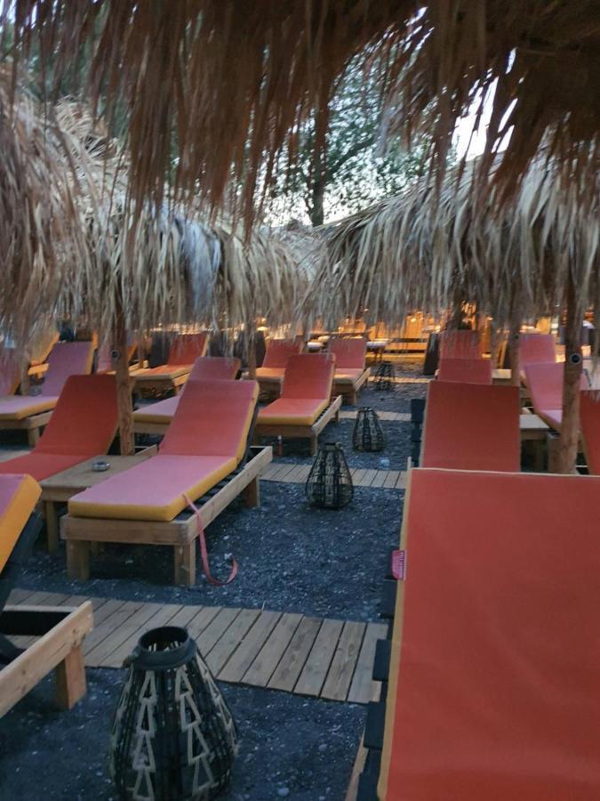 Kamári King'S Suites מראה חיצוני תמונה