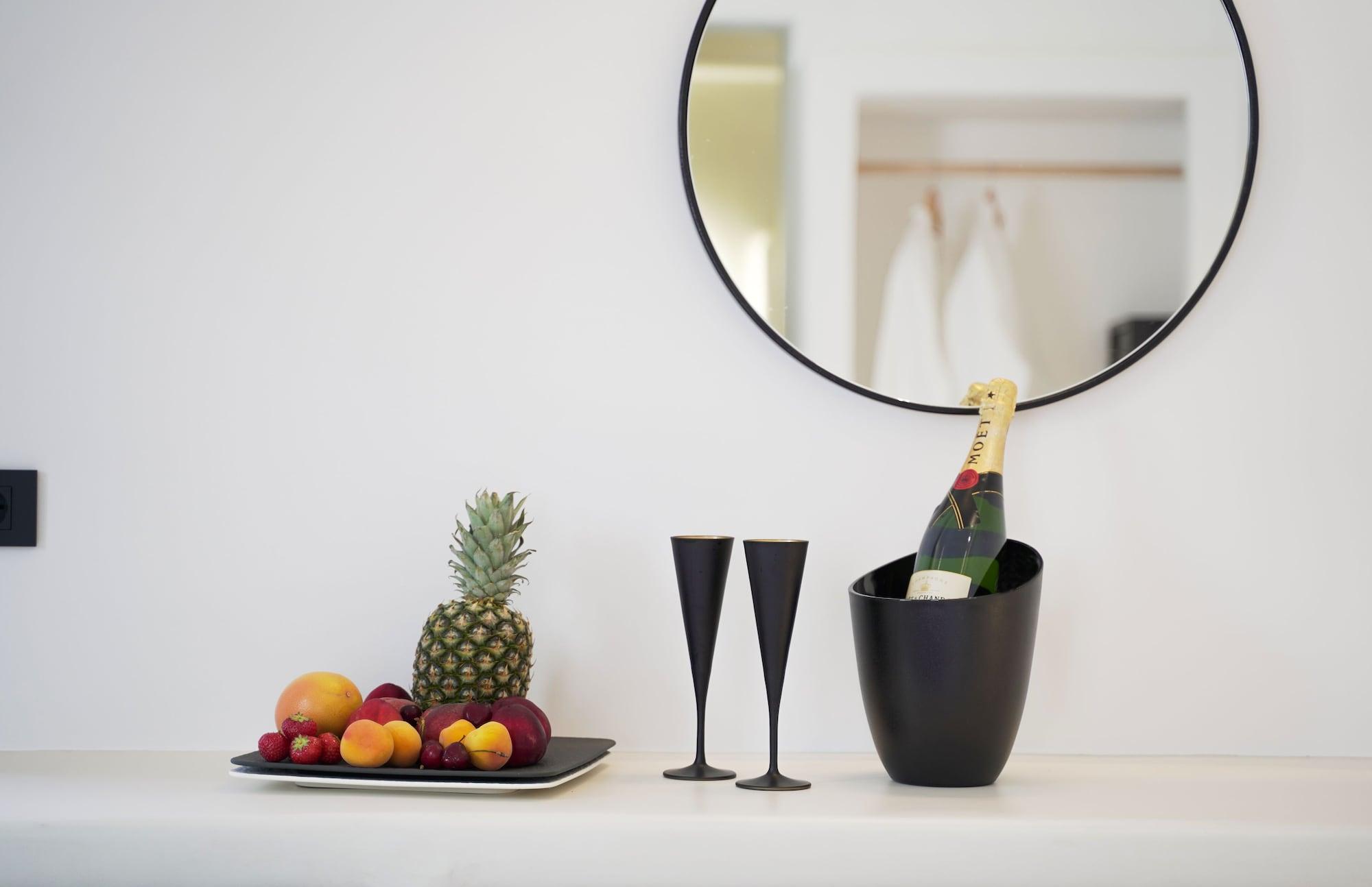 Kamári King'S Suites מראה חיצוני תמונה